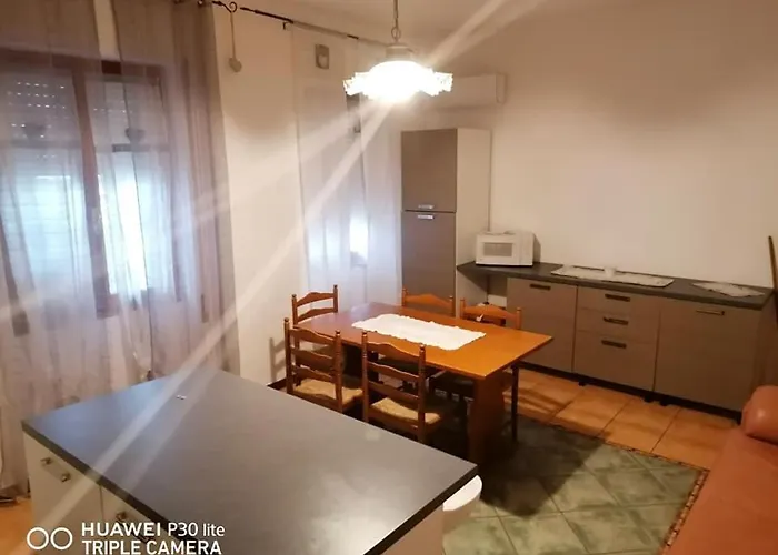 Blue Sky Apartment *